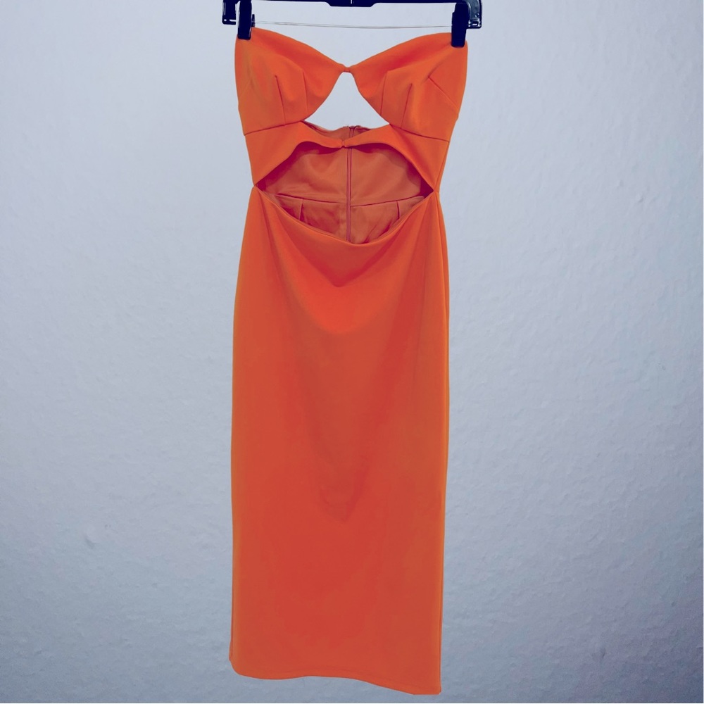 NWOT Cut-out midi dress
